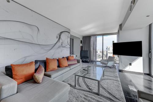 Suite with Balcony image 1