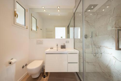 Lucrezio Caro Luxury Apartment, Rome (photo 3)
