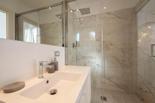 Lucrezio Caro Luxury Apartment, Rome (photo 6)