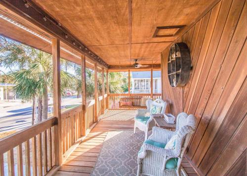 Jack's Tybee Treehouse - image 8