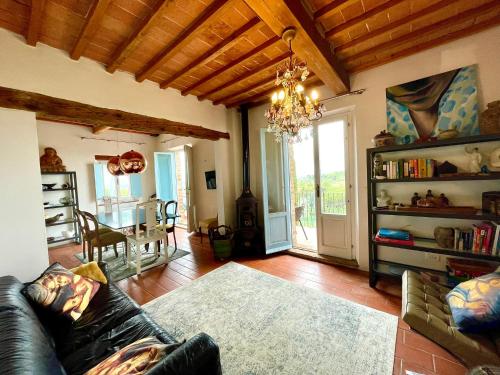 Gorgeous Private Apartment in a Local Village with Spectacular Views
