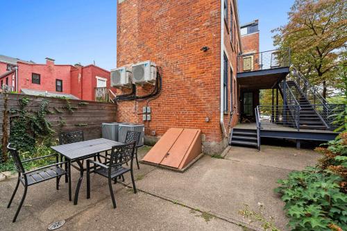 Cute & Cozy - Perfect for Business or Leisure, Covington (foto 6)