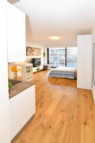 [Navigli-Tortona]Ampio Monolocale, Garage Gratuito, Milán