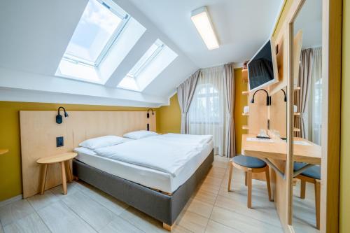 Economy Double Room (New Building)