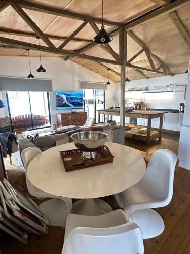 Villa Victoria in Manantiales