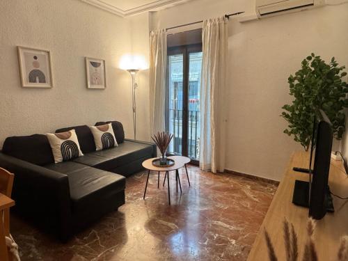 Dreaming Puentezuelas - free parking, Granada