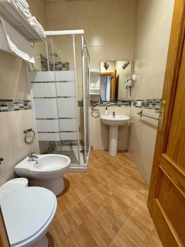 Hostal El Brillante - Alojamientos El Duque, Кордова (фото 8)