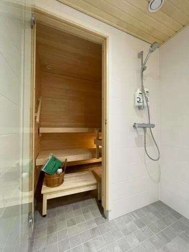 Сауна, Penthouse Sauna Myyrmanni in Вантаа