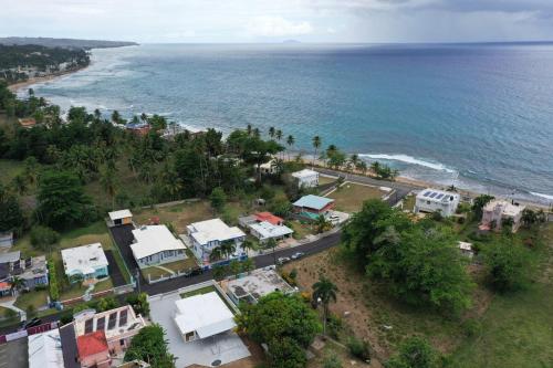 Villatoña, 4BR, Beach house with pool (Villatona, 4BR, Beach house with pool) in Aguada