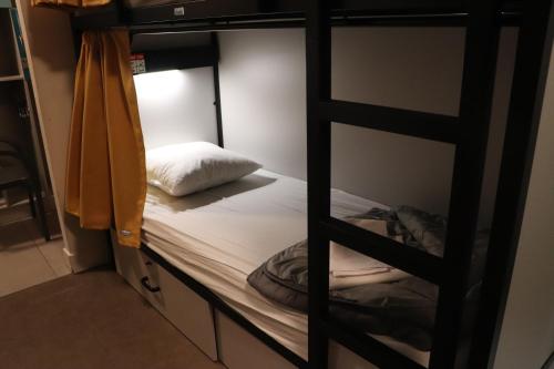HI Brussels Jacques Brel Hostel, Брюссель (фото 5)