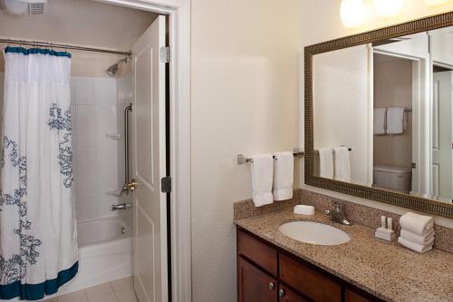 Residence Inn Long Island Holtsville in Holtsville, USA