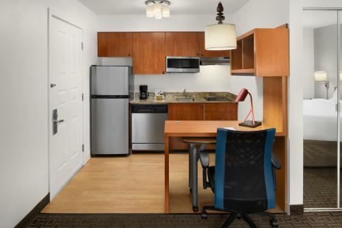 TownePlace Suites by Marriott Seattle Southcenter - image 9
