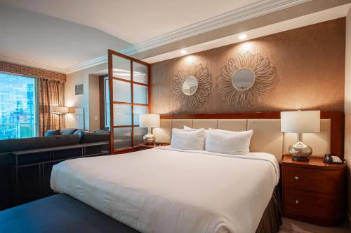 No Resort Fee Strip View Balcony+ Free Valet+ Pool, Las Vegas (foto 10)