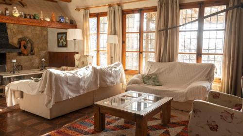 Mas de Paco, Chimenea, barbacoa y piscina in 巴爾達爾巴