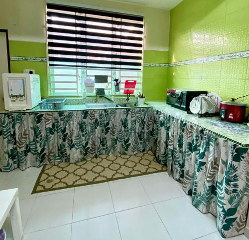 Kitchen, Bayt Al - Jazmy Musliim only in Gambang
