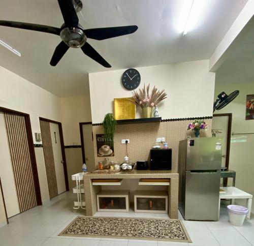 Kitchen, Bayt Al - Jazmy Musliim only in Gambang