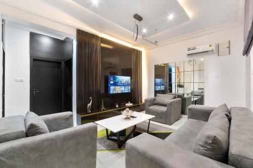 1 bedroom Luxury Shortlet Apartment in Osapa London, Lekki in Lekki Penninsula II