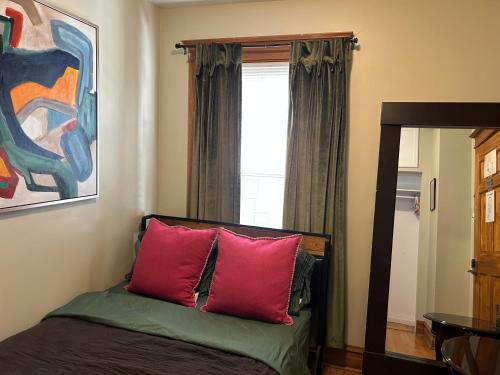 Four bedroom apartment in Chicago, USA