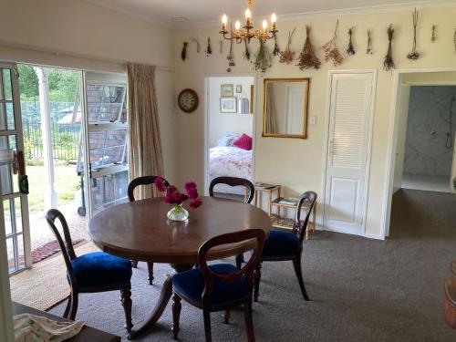 Woodhey Retreat Unit 1 in Karapiro