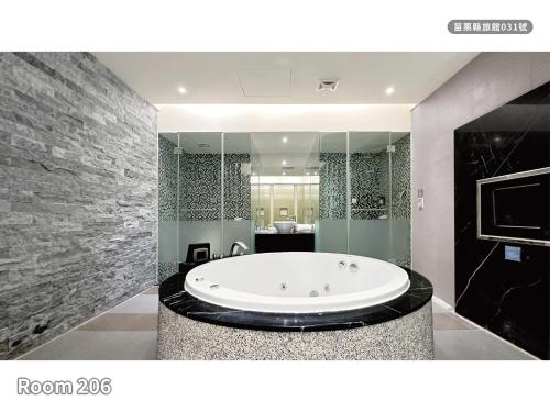 Milan Motel in Miaoli City