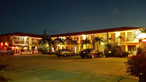 . Lago Motor Inn