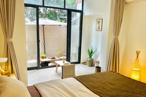 禅茶庭院两居室2-Bedroom Apart ment With Garden, Shanghai (photo 6)