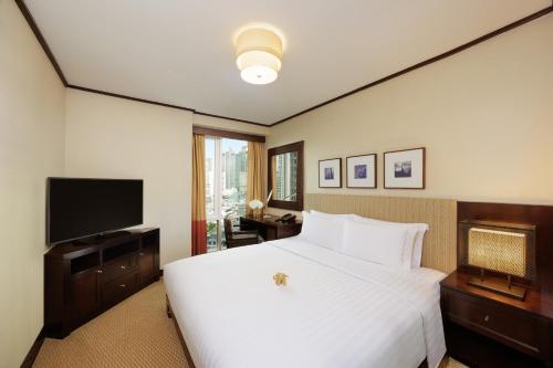 Two-Bedroom Suite image 2