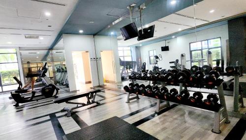 14F BGC Unit 3 mins Walk to The Venice Grand Canal Mall Pet Friendly, Manila (zdjęcie 6)