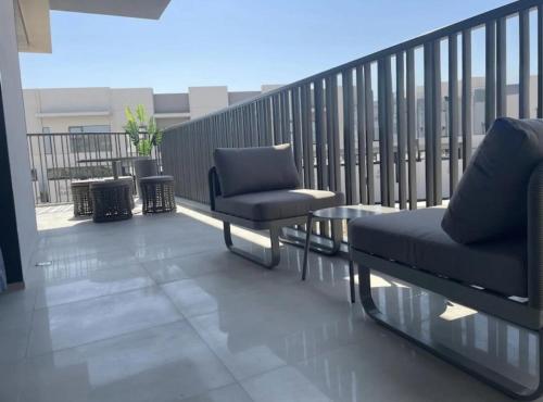Brand New Designer 1-Bedroom Apartment With Free Parking, Dubai (Foto 4)