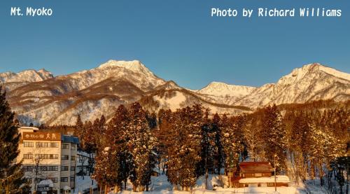 赤倉ワクイホテル