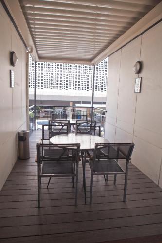 Savoy Double Bay Hotel - image 2