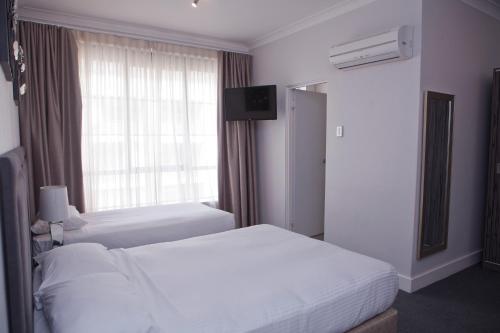 Savoy Double Bay Hotel - image 10