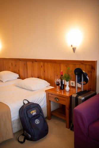 Twin Room with Relax Center Access image 7