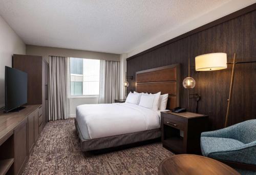 DoubleTree Suites by Hilton Austin - image 9