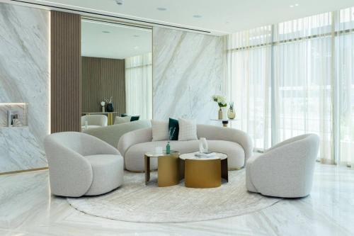 Cozy 1br Apartment In Jvc Free Parking & Pool, Дубай (фото 7)