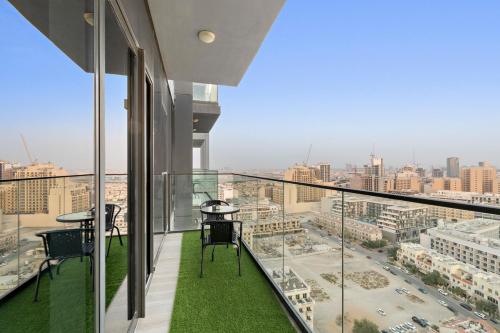 Spacious 1BR Dubai Stay Close to Marina, Emirates Mall & Miracle Garden, Dubai (Foto 5)