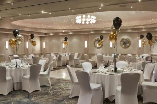 Portsmouth Marriott Hotel - main image