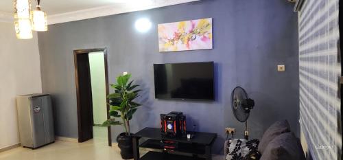 Cardinal Green Apartments in Olowora