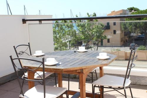 Three-Bedroom Apartment image 8