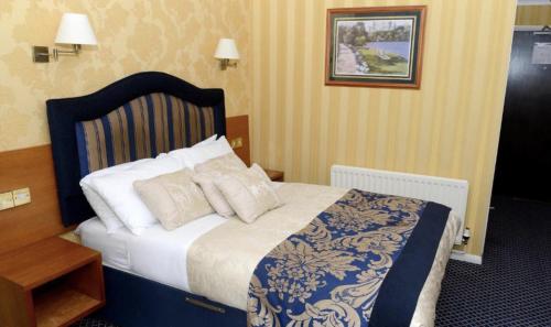 Buckatree Hall Hotel - image 11