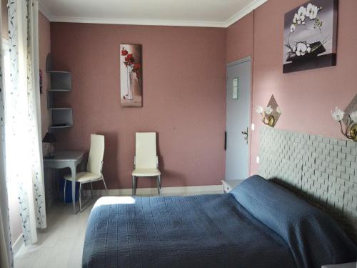 premium Double Room with bathroom and sea view