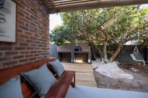 Juaqies Island Juaqies Island