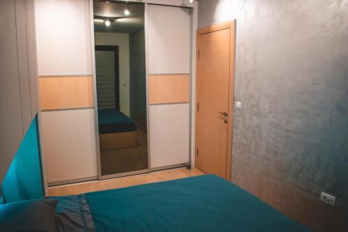 Luxury S&S panoramic city view apartment, Skopje (fotografie 9)