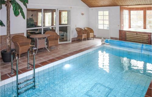 Kolam renang, Gorgeous Home In Kopingsvik With Sauna in Kopingsvik