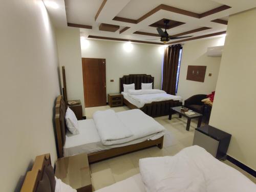 AL Fateh Hotel – Lahore, WI