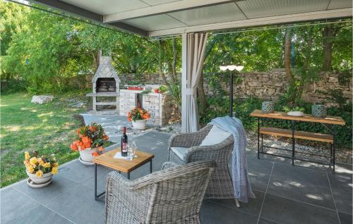 Viesnīcas āriene, Two-Bedroom Holiday Home In Bale in Krmed