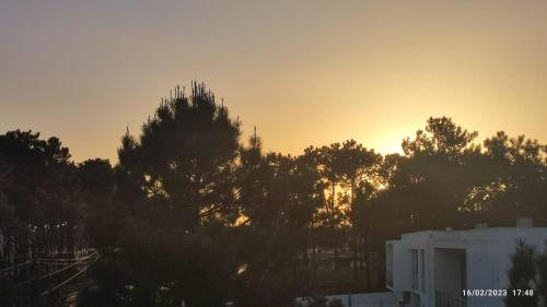 Beach, surf and golf apartment near Lisbon, Aroeira (photo 10)