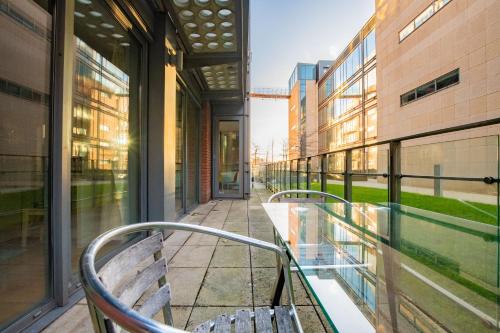 Bright & Modern Dublin City Stay