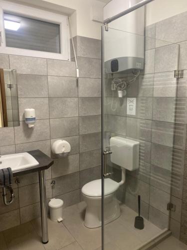 Vecsési Rendezvényközpont és Panzió - image 4