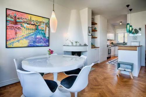 Spacious 5 bedroom house in Stockholm in 릴라 에싱엔